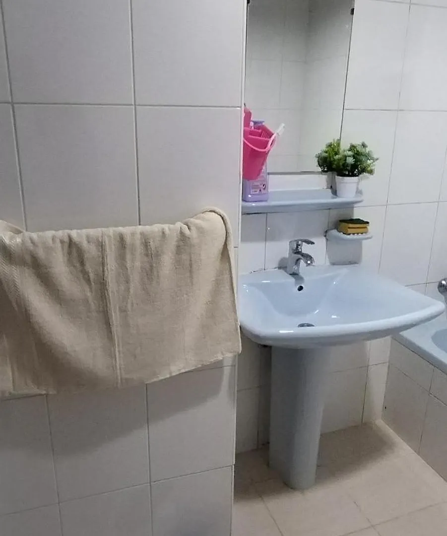 Проживание в семье Stable Apartment Абу-Даби